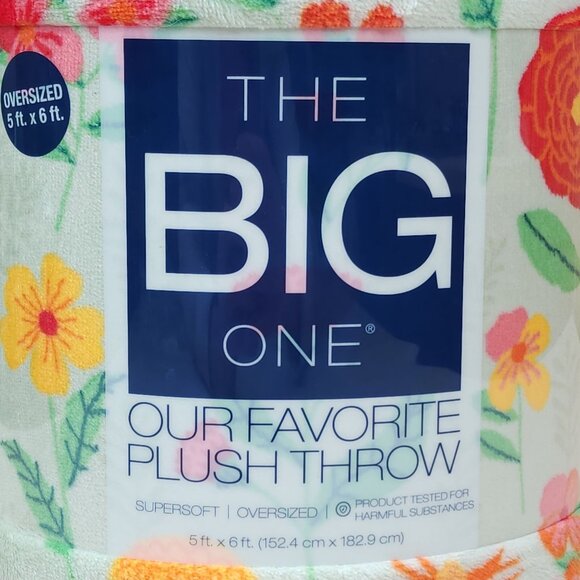 The Big One Oversized Plush Throw Blanket 5'x6' Floral Spring FLowers - Picture 3 of 10